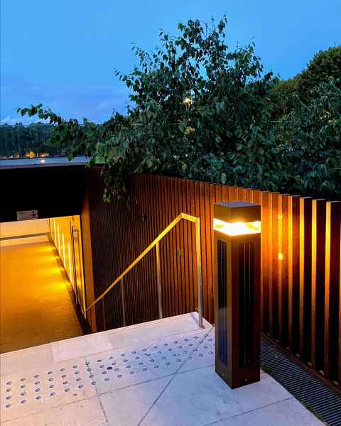 MicroPRIM™ Solar LIGHTSOFT Bollard